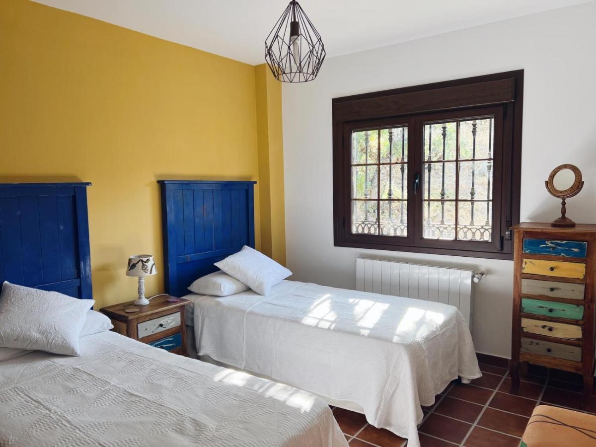 Casa Paco De Gredos Villa อาเรนัส เด ซานเปโดร ภายนอก รูปภาพ
